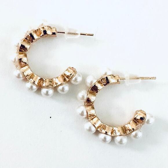 Pearl Hoop Earrings - Picture 3 of 3